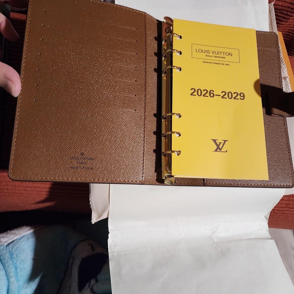LV Monogram Planner - Picture 3 of 12